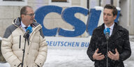 Kaare Dybvad Bek und Alexander Dobrindt stehen im Schnee vor Mikrofonen